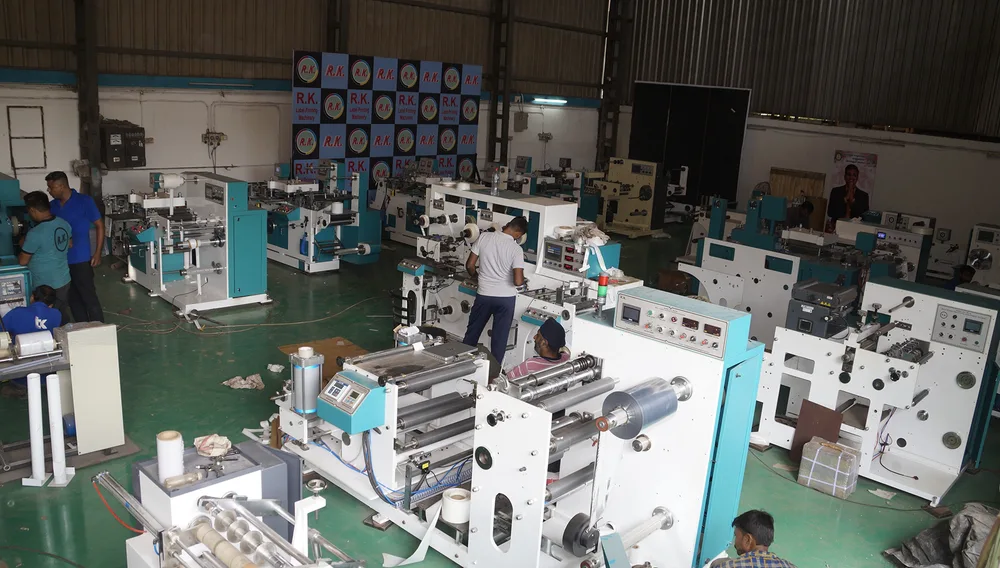 RK LABEL UNIT 3 – Finishing Line Machinery Unit